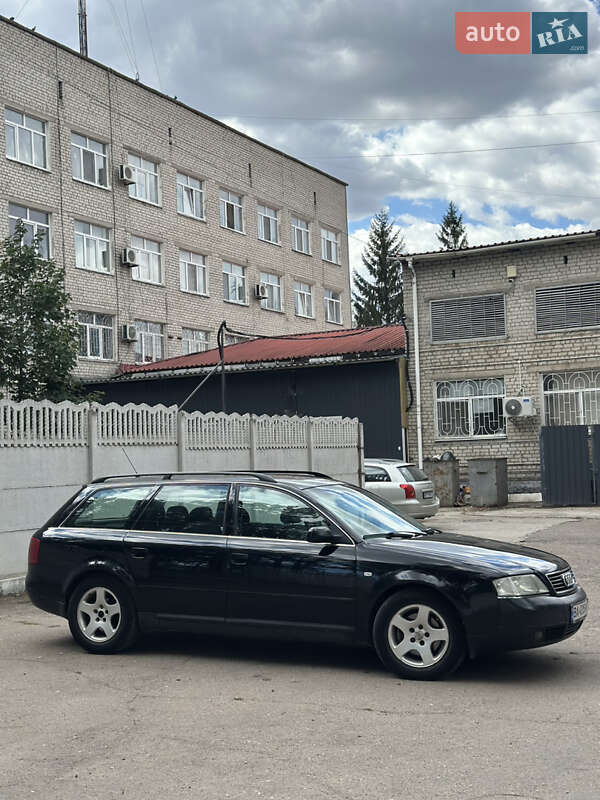 Универсал Audi A6 2001 в Побужском