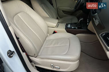 Седан Audi A6 2015 в 