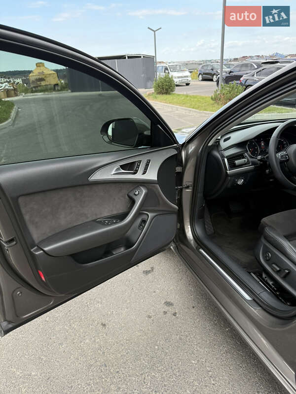 Седан Audi A6 2013 в Ровно