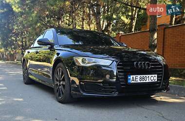 Седан Audi A6 2015 в 