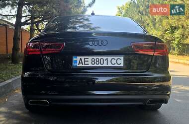 Седан Audi A6 2015 в 