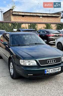 Седан Audi A6 1996 в 