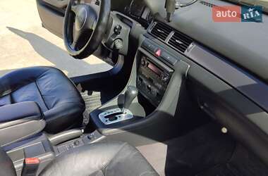 Седан Audi A6 2003 в 