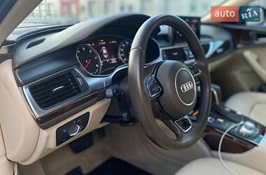 Седан Audi A6 2015 в 