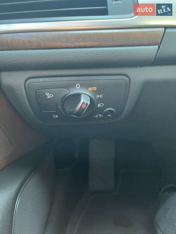 Седан Audi A6 2015 в Ужгороде