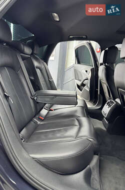 Седан Audi A6 2014 в 