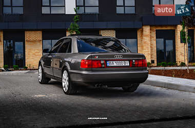 Седан Audi A6 1995 в 