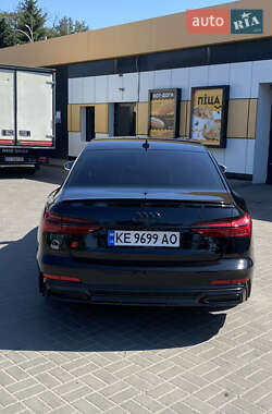 Седан Audi A6 2019 в 