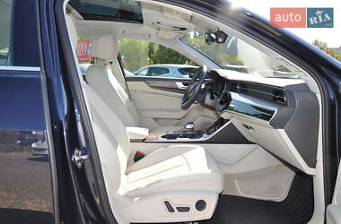 Седан Audi A6 2021 в 