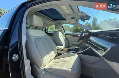 Седан Audi A6 2021 в 