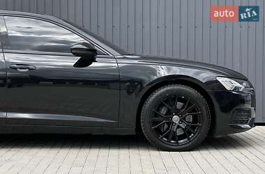 Седан Audi A6 2019 в 