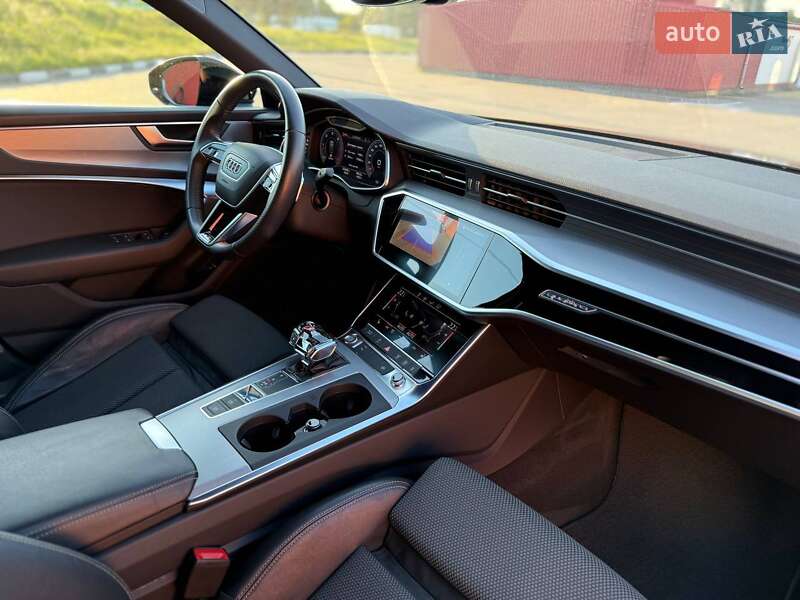 Седан Audi A6 2018 в Киеве