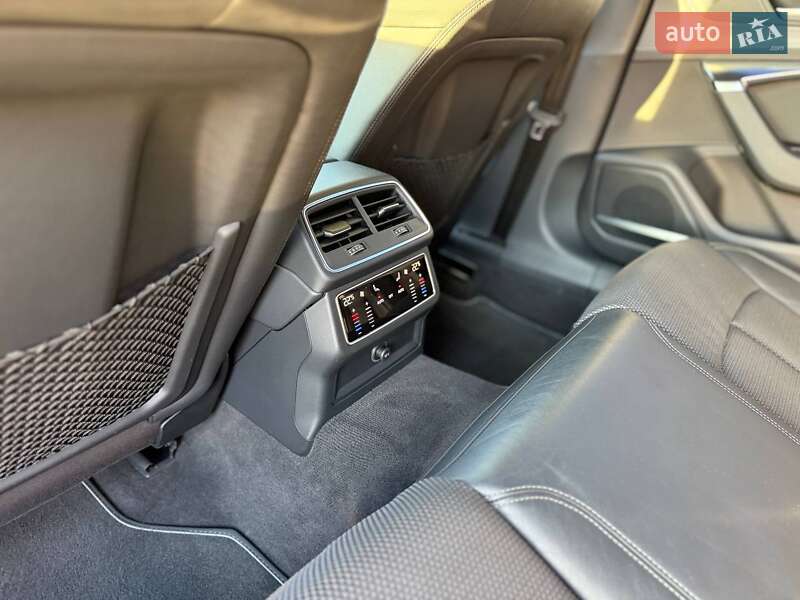 Седан Audi A6 2018 в Киеве