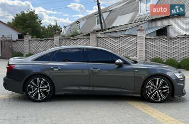 Седан Audi A6 2018 в 