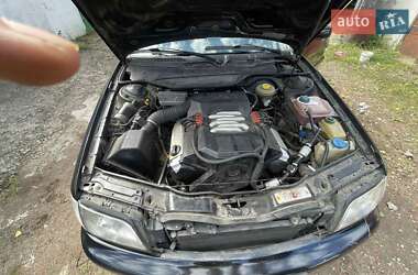 Універсал Audi A6 1995 в 