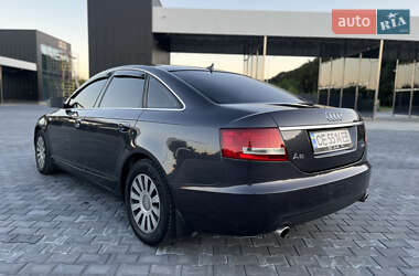 Седан Audi A6 2004 в 