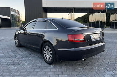 Седан Audi A6 2004 в 