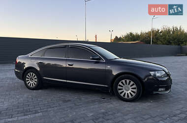 Седан Audi A6 2004 в 
