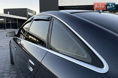 Седан Audi A6 2004 в 