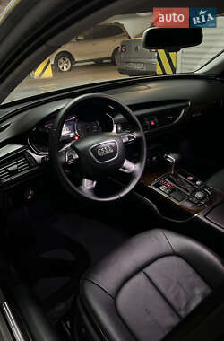 Седан Audi A6 2013 в 