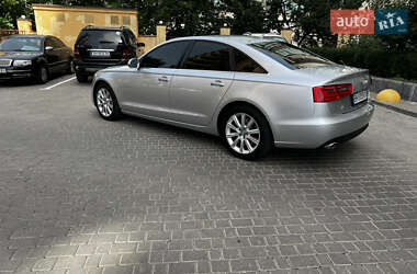 Седан Audi A6 2013 в 