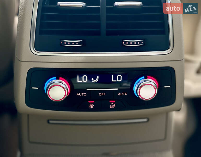 Седан Audi A6 2018 в Киеве