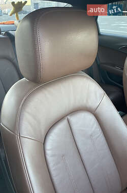 Седан Audi A6 2015 в 