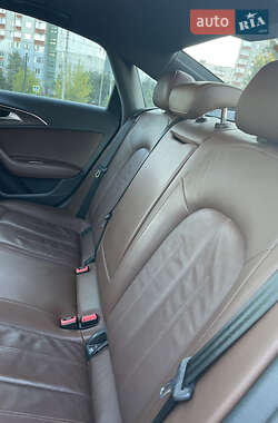 Седан Audi A6 2015 в 