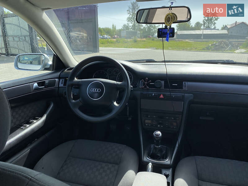 Универсал Audi A6 2003 в Жовкве