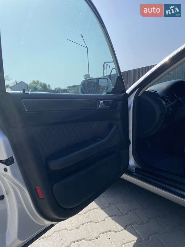 Универсал Audi A6 2003 в Жовкве