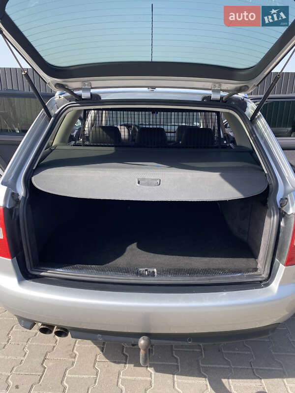 Универсал Audi A6 2003 в Жовкве