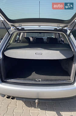 Универсал Audi A6 2003 в 