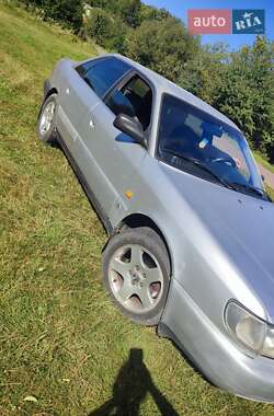 Седан Audi A6 1995 в 