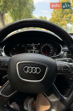 Седан Audi A6 2012 в 