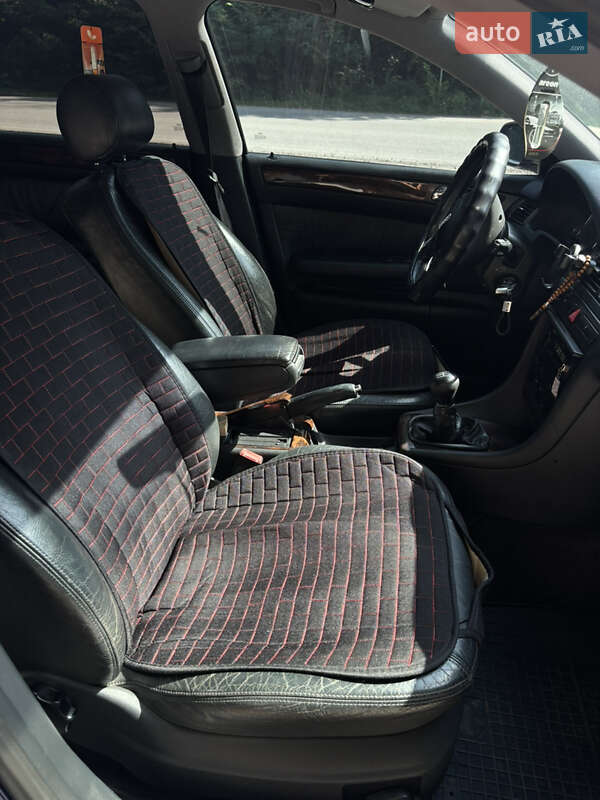 Седан Audi A6 1999 в Гнивани