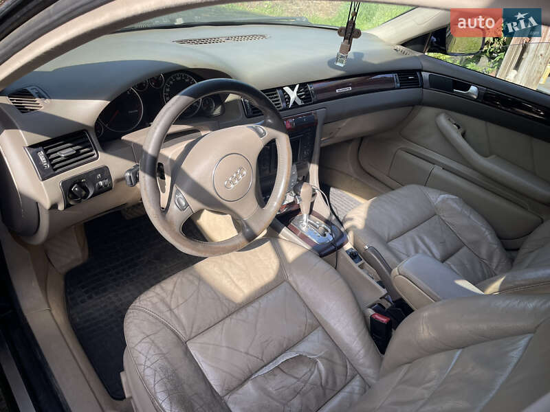 Универсал Audi A6 2003 в Славском
