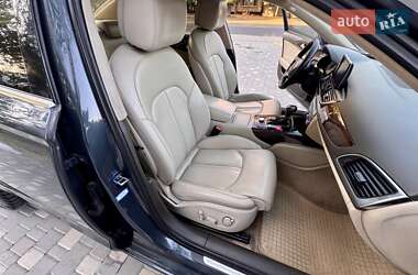 Седан Audi A6 2012 в 