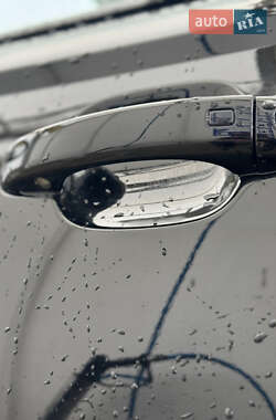 Седан Audi A6 2011 в 