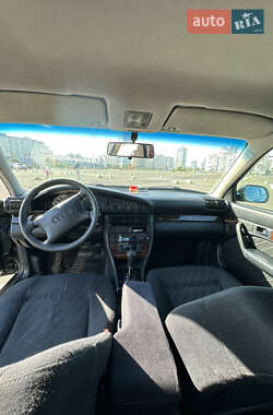 Седан Audi A6 1996 в 