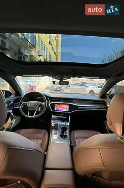 Седан Audi A6 2019 в 