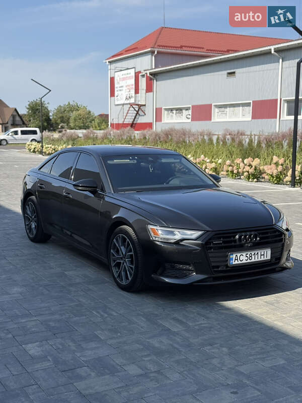 Седан Audi A6 2021 в 