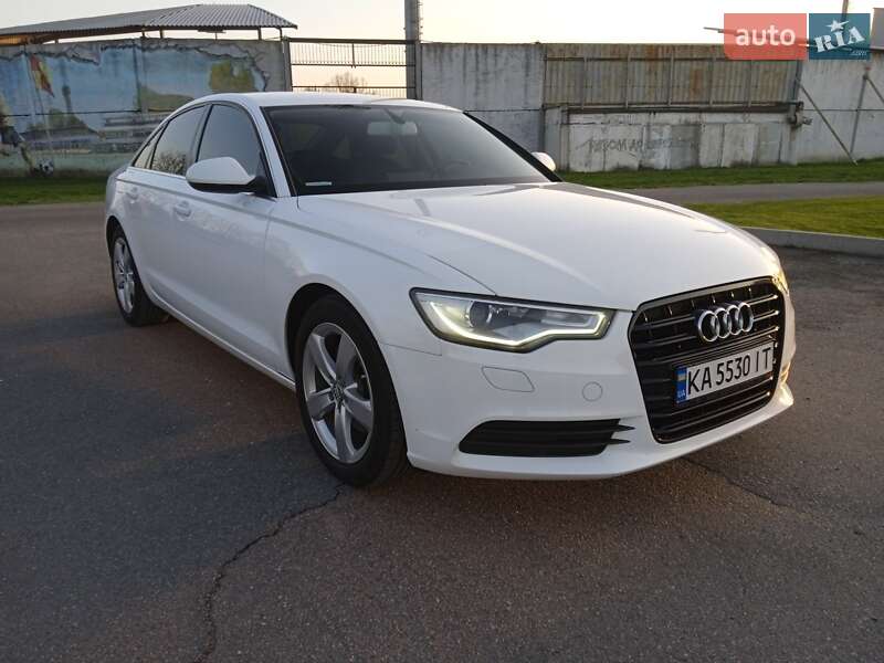 Седан Audi A6 2011 в Олександрії
