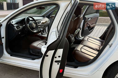 Седан Audi A6 2014 в 