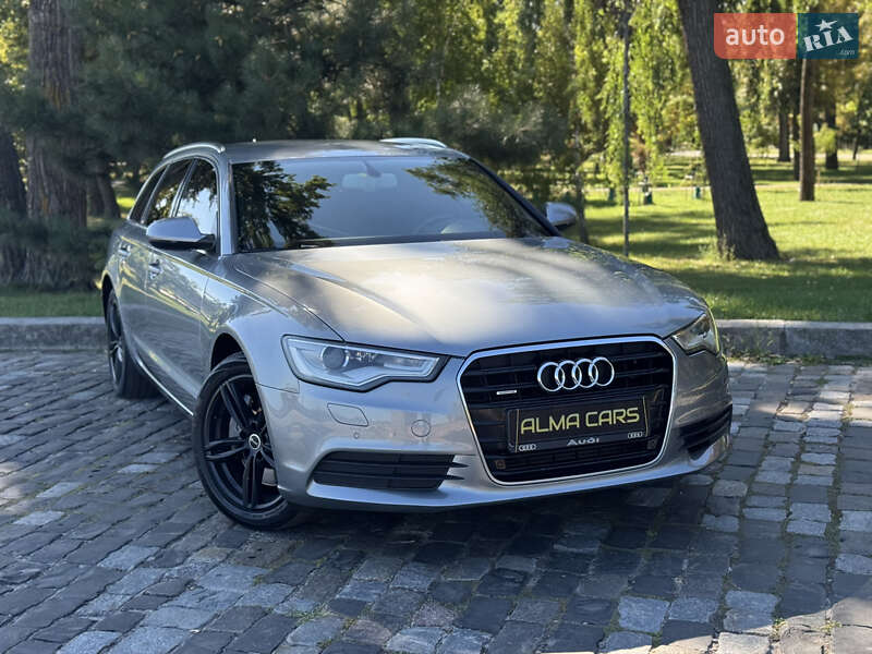 Универсал Audi A6 2012 в Киеве