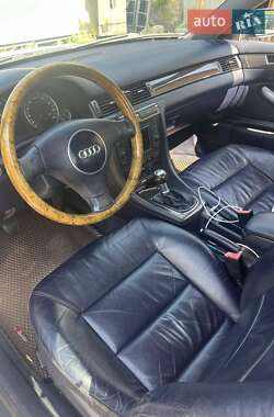 Седан Audi A6 2002 в 