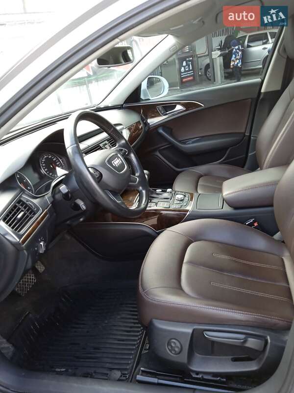 Седан Audi A6 2011 в Олександрії