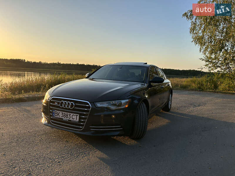 Седан Audi A6 2013 в 