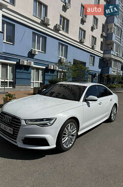 Седан Audi A6 2018 в 