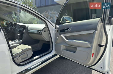 Седан Audi A6 2010 в 