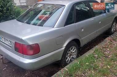 Седан Audi A6 1996 в Великом Березном